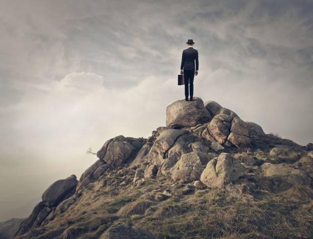 男人再难都必须有男人的样子