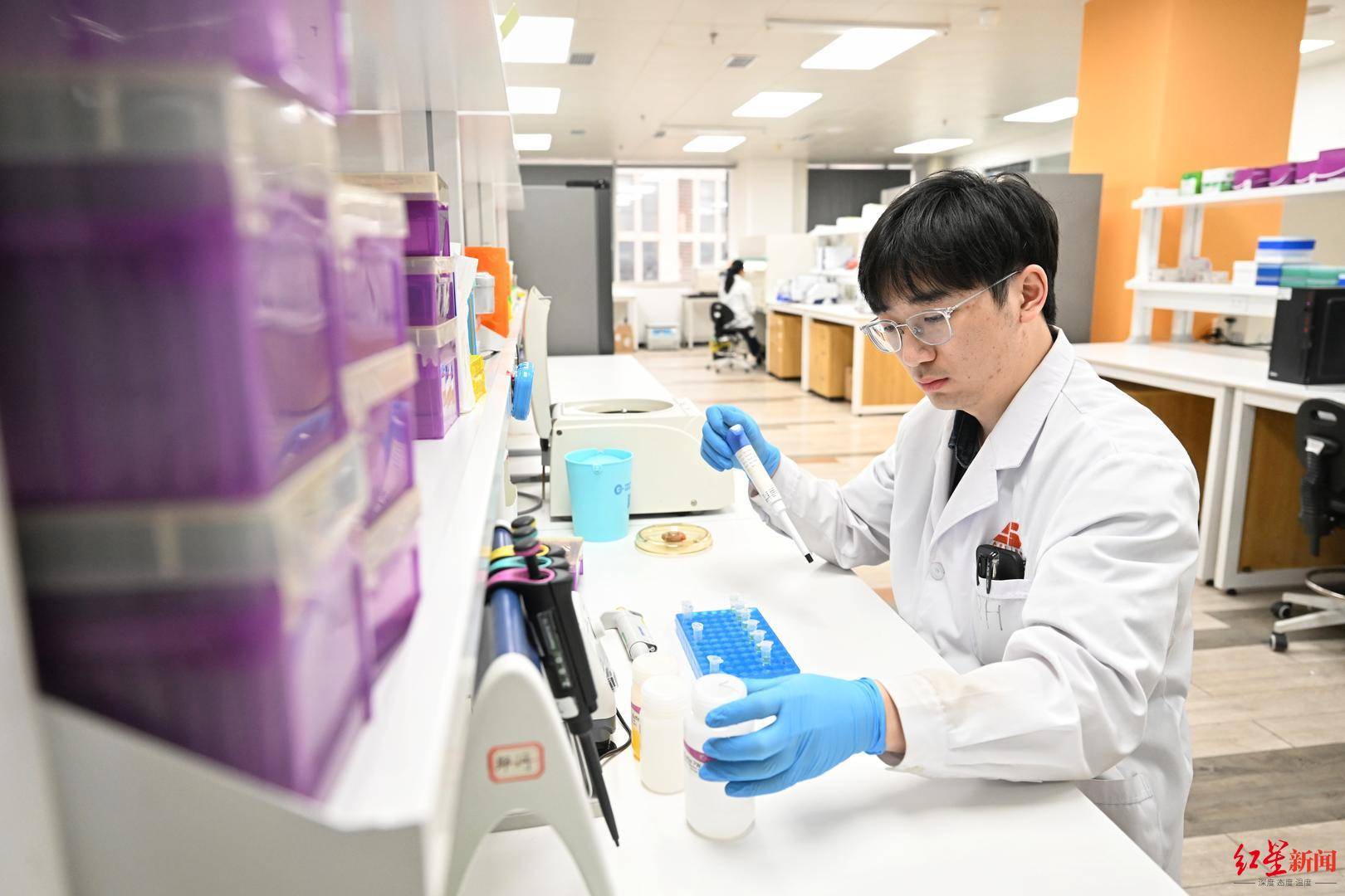 探寻成都新质生产力3000亿级真实药物库喂养bioai研发