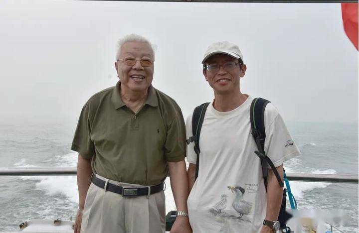 去年10月,郑光美去世.陈水华写了一篇文章《郑先生的认真与宽厚》.