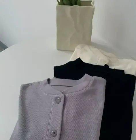 1件穿3季自带日系少女氛围感的开衫外套遮肉显瘦贼啦好看