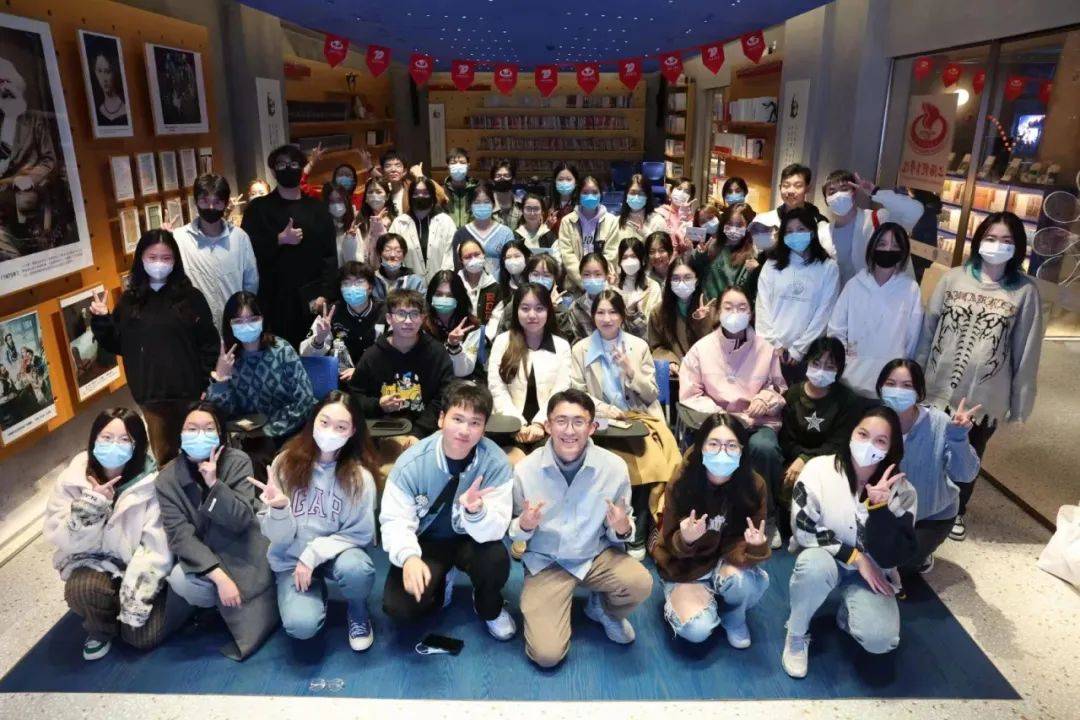 招新啦春暖花开校记者团等你来