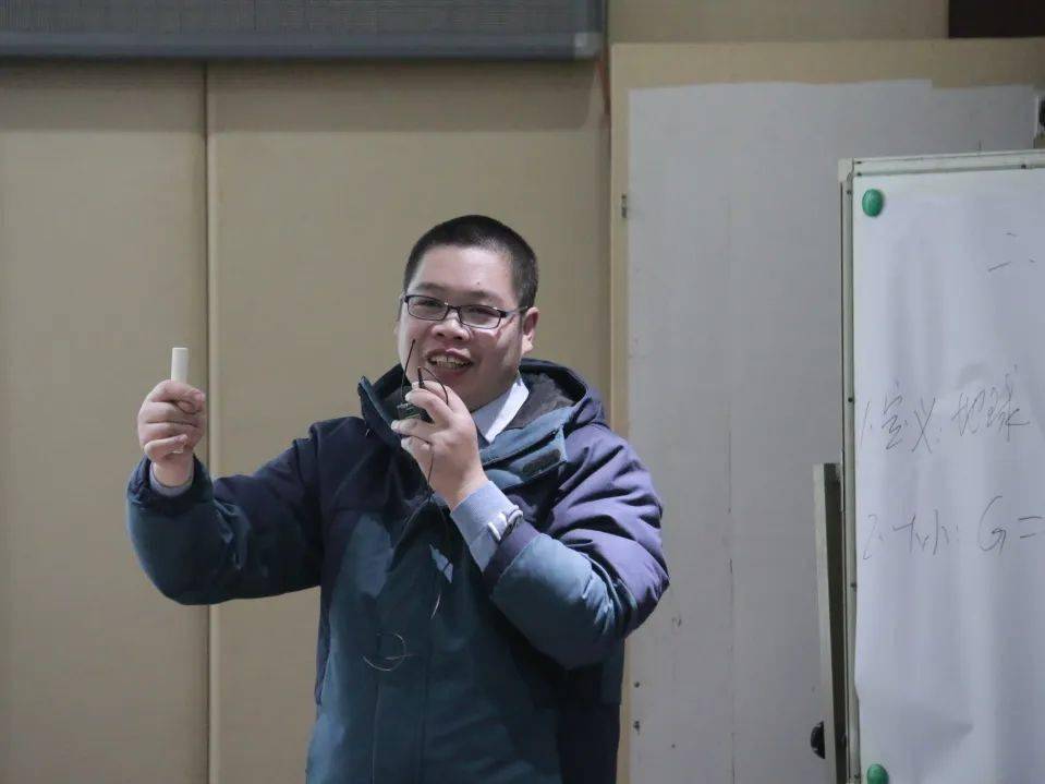 盐城市教研员徐文杰老师,镇江市教研员王文涛老师,扬州市教育科学研究