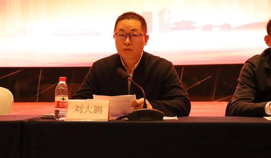 莆田团市委书记刘大鹏对在浙青年人才工作站的揭牌表示热烈的祝贺,对