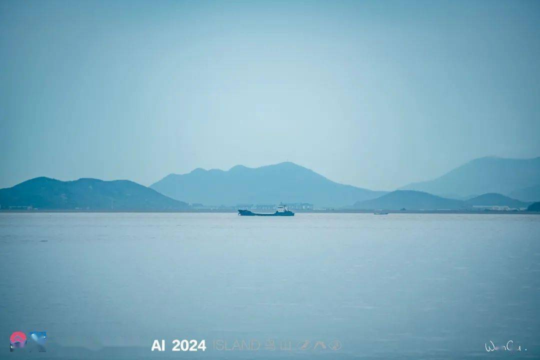 当越野遇到东海她们化做鸟飞向山
