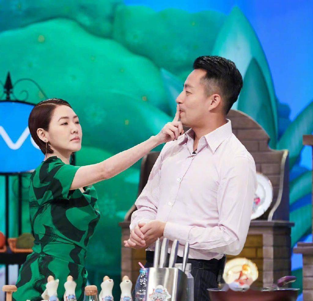 汪小菲驳斥大s指控称其早就跟具俊晔联系上小s怂恿