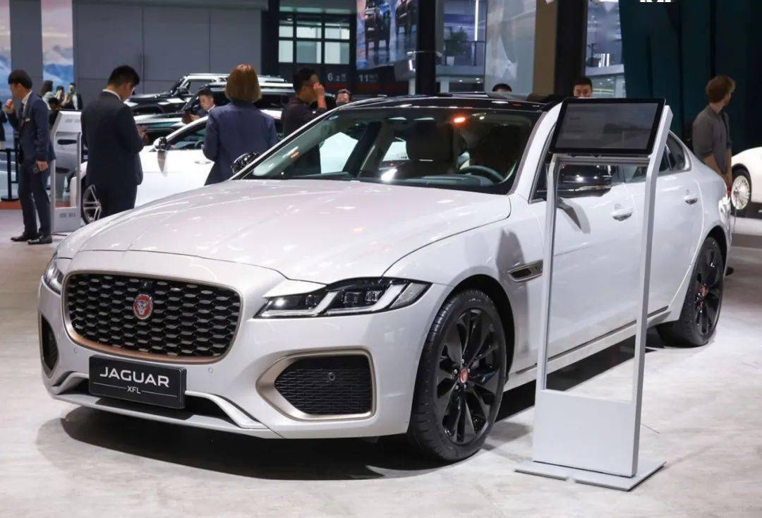 0t p200两驱精英豪华版车型原价近40万元,在前几天举行的山东春季国际