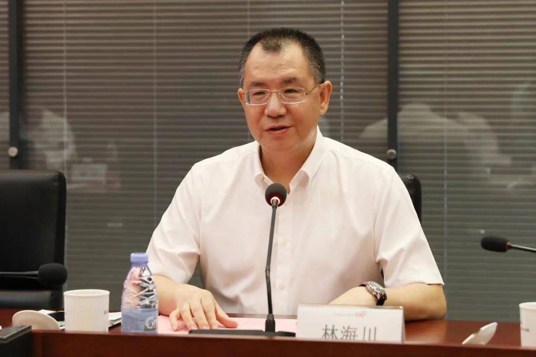 书香通往财富门这位潮商夫妇均是厦大毕业父母都是享受