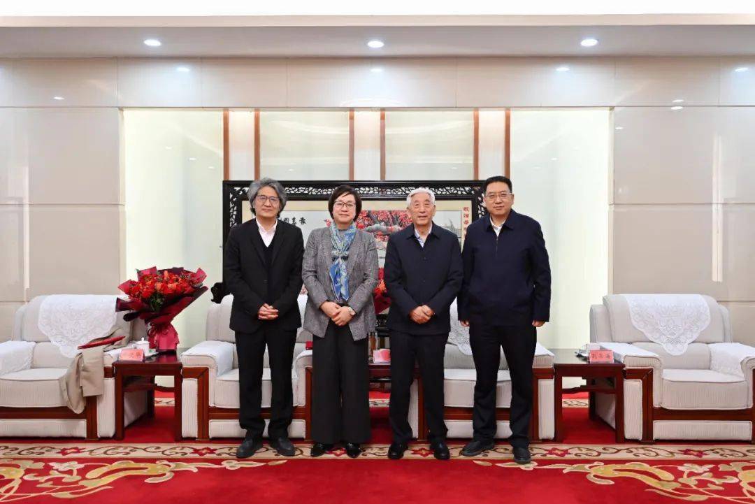 郑晓华被聘任为郑州大学书法学院院长