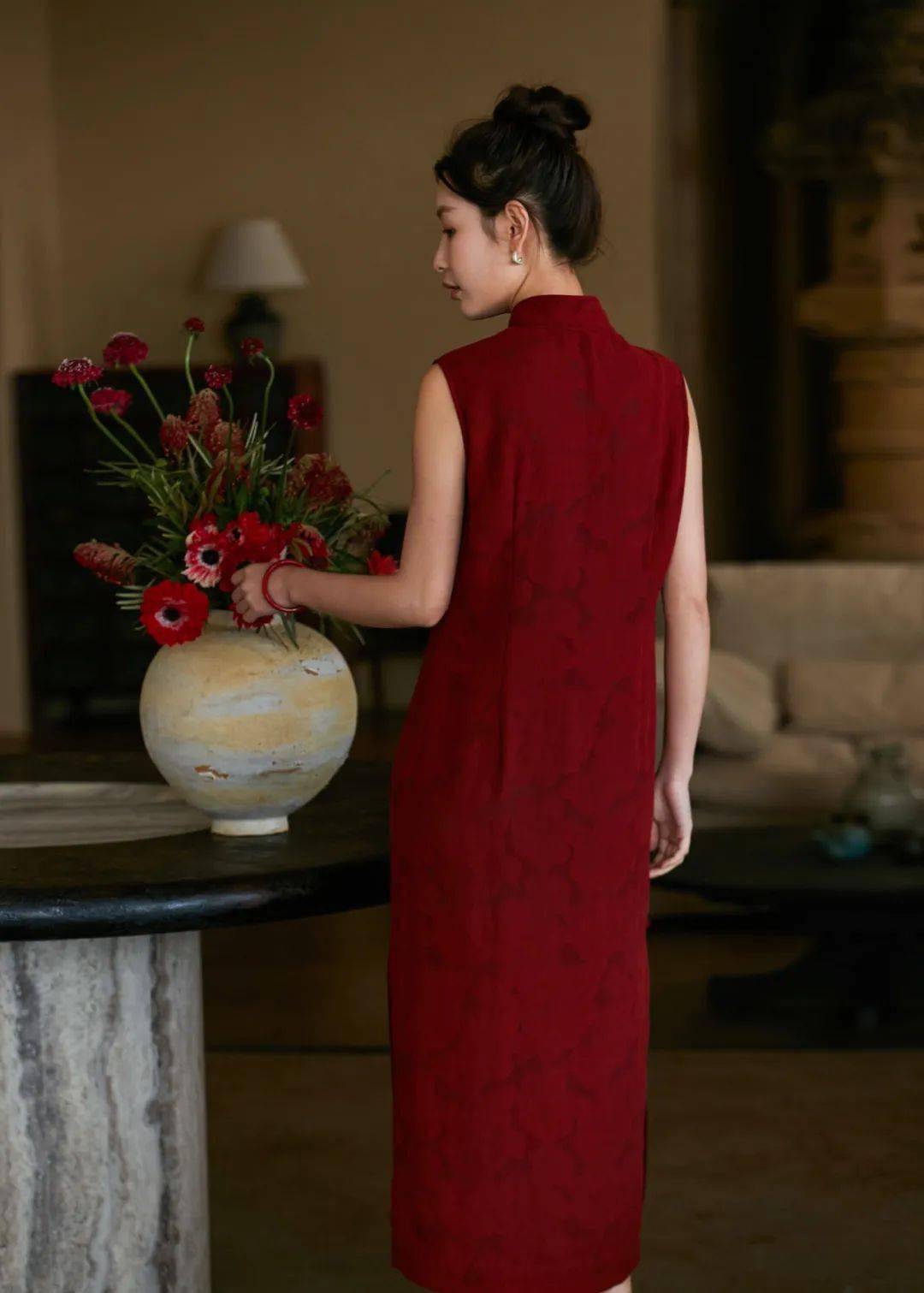 羽家空间美学之花罗香云纱于宏宇文创园感受弥久的气韵