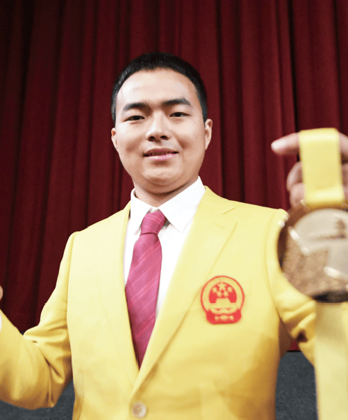 今天为他们点赞