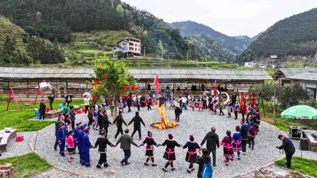 桂林红色旅游文化图片