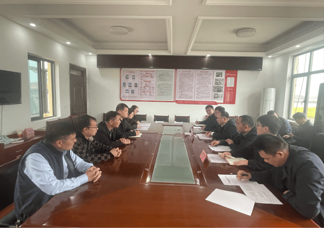 3月22日,市政府办公室四级调研员汪美宁一行赴市政府办公室定点帮扶村