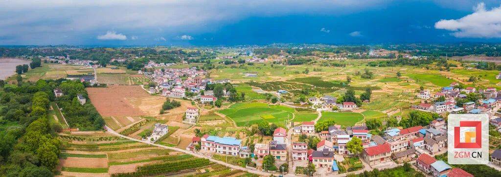 自贡和美乡村入画来