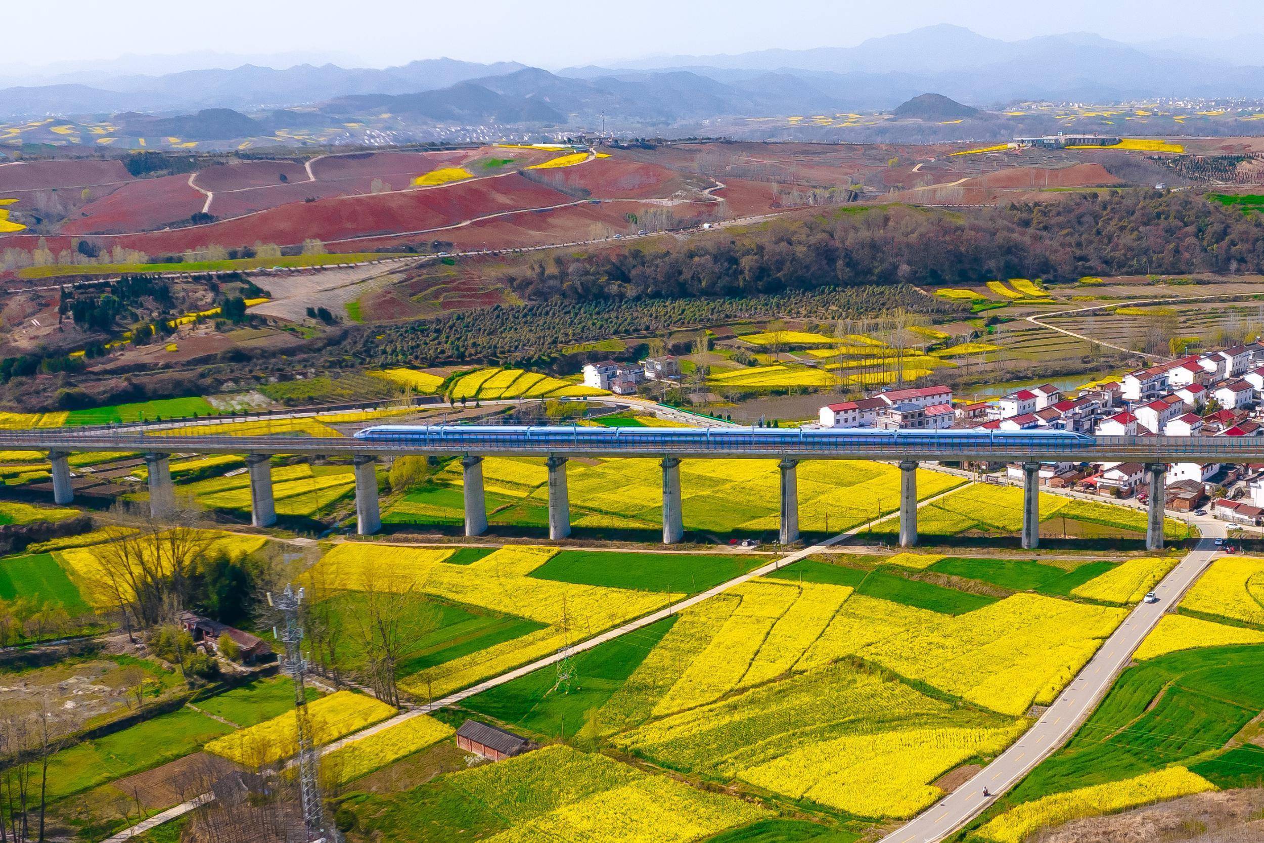 高铁风景真实图片