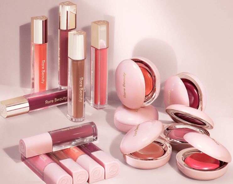 丝芙兰遇"中年危机"/香精香料巨头换帅挽持续亏损危局_市场_业务_计划