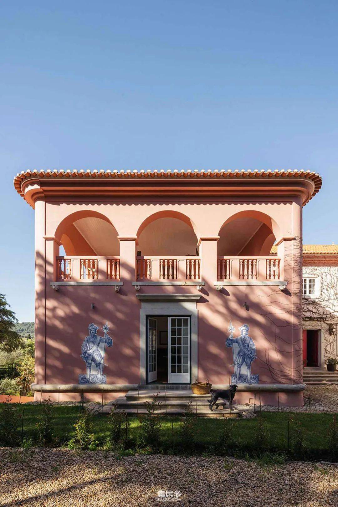 葡萄牙19世纪粉色别墅惊艳翻新历史与时尚完美融合