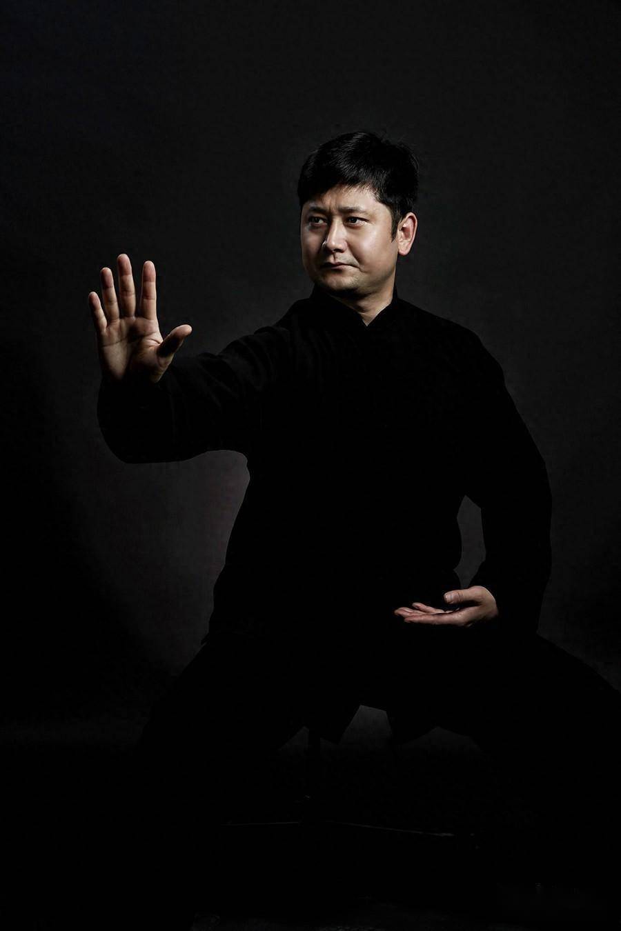 十大优秀太极拳馆校长之申小建2023太极网传播盛典表彰人物