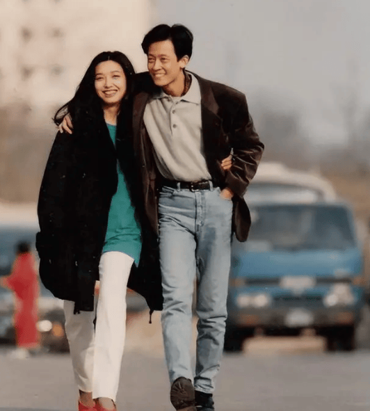 成功避开徐帆许晴等7个美女的逼婚42岁娶亿万富婆他是如何做到的