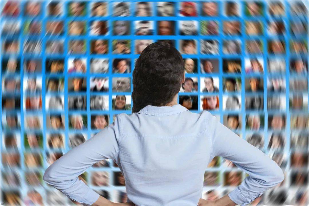 数字社会梁萌隔空取暖与游牧接单网约车司机如何应对