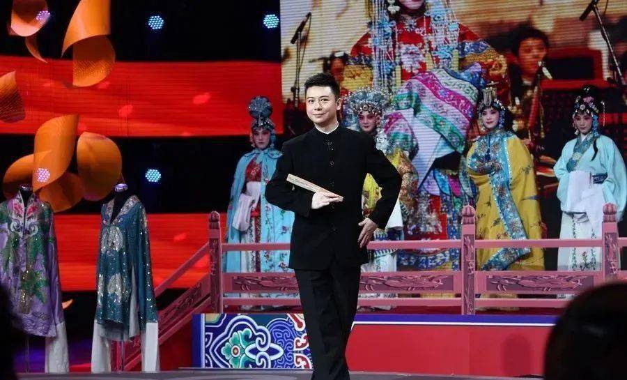 分享戏曲名盘推荐胡文阁梅派经典唱腔选