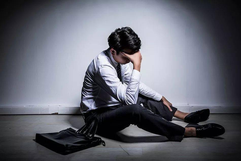 面试官我裤子拉链开了你怎么提醒我他的回答当场录用