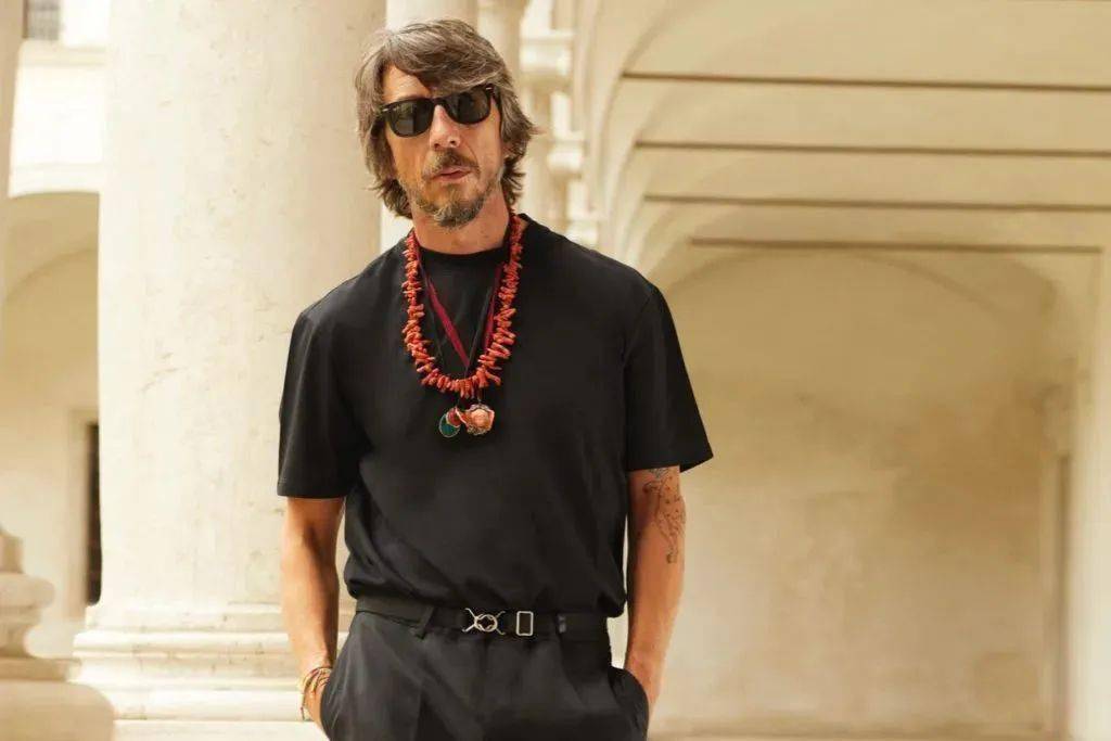 一周时尚动向valentino创意总监离职