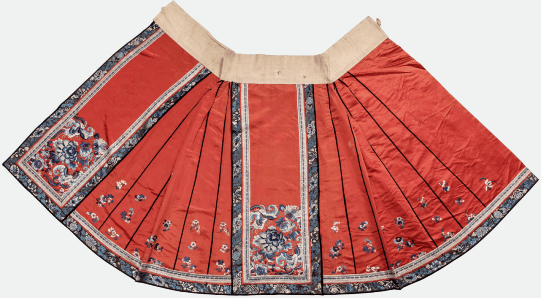 展览预告华彩曳裙裳中国最美服饰丛书马面裙精选图片与创新设计作品展