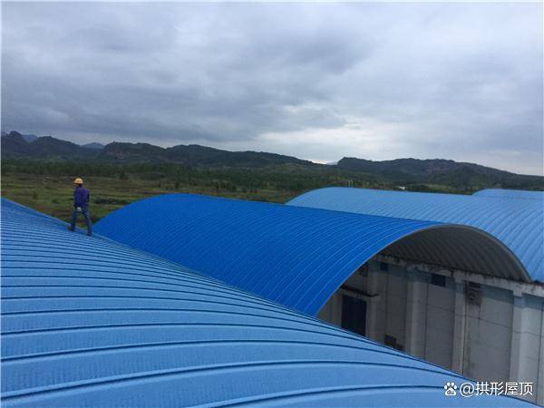 酒厂拱形屋顶对品牌形象塑造的影响_消费者_传统_建筑