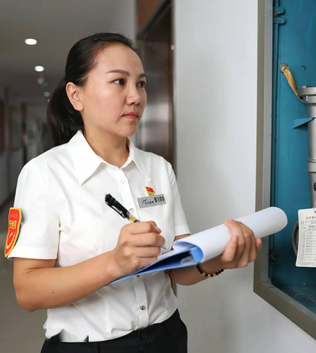 2021年陈传香成为新桥服务区专职安全员第二年在无锡市,江阴市两级见