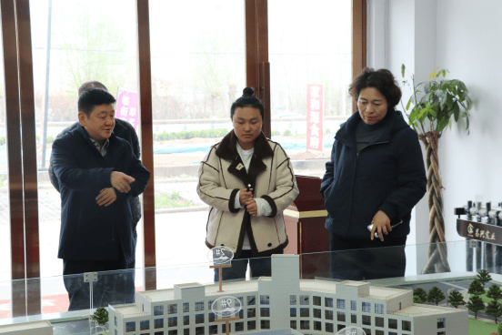 濮阳市人大常委会副主任刘翠带队到清丰县开展调研