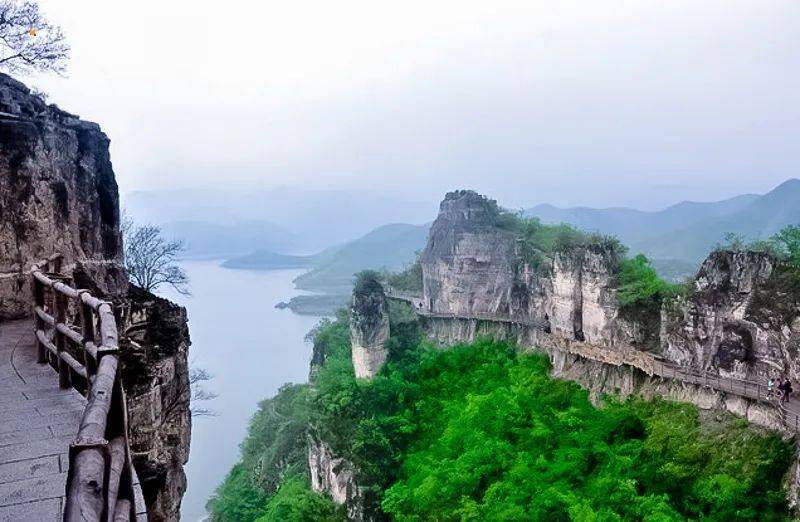 清明2日又见61太行山水巍巍太行の天下奇山白石山北方桂林易水湖恋
