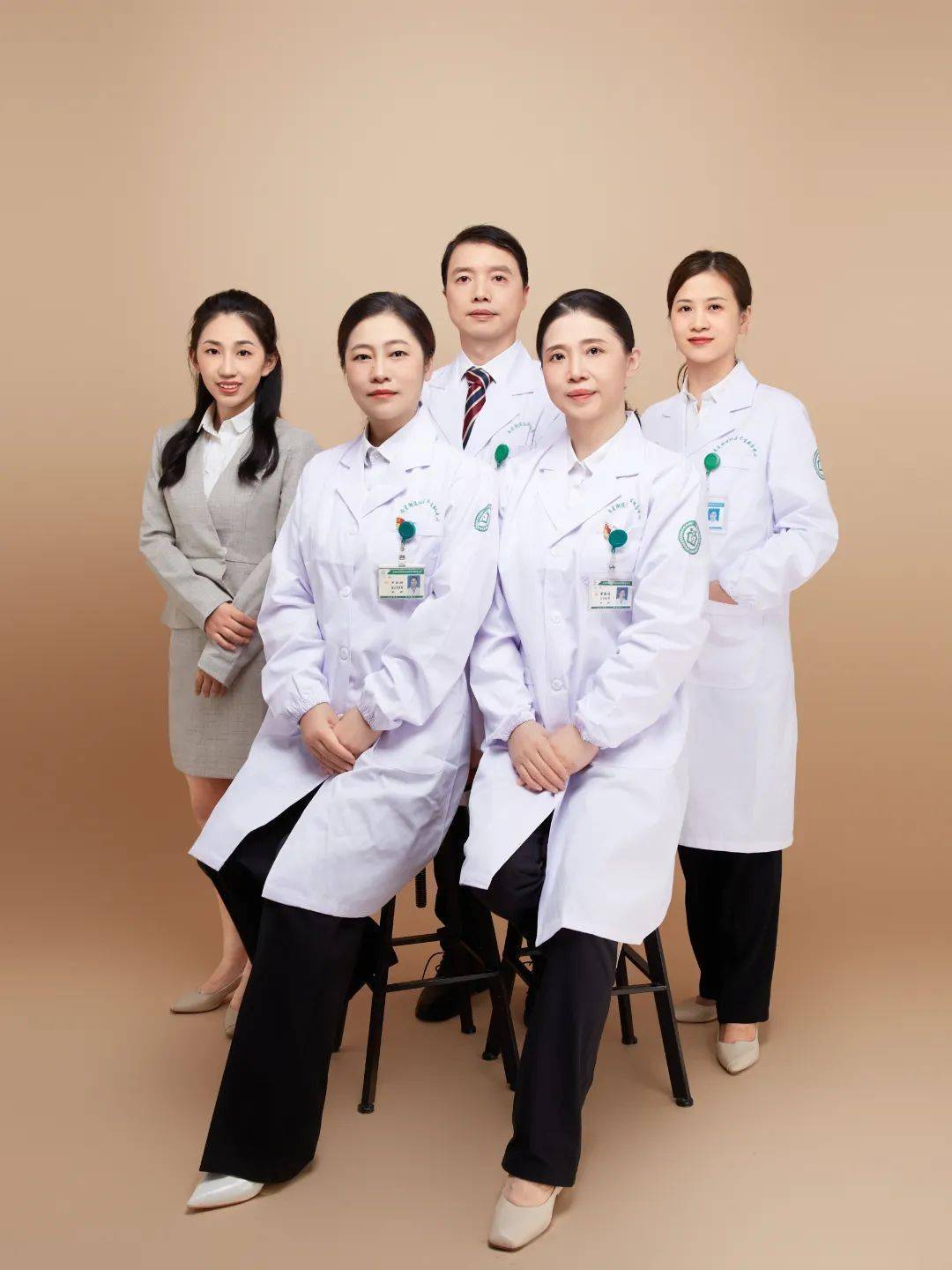 门诊中将裘氏妇科流派的学术思想和临床经验充分应用围绕育龄妇女不