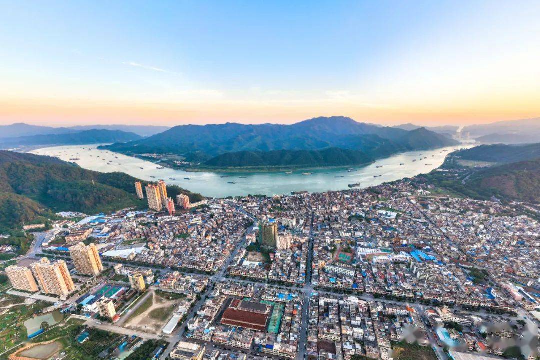 聚焦五大行动华丽升级禄步镇好靓啊