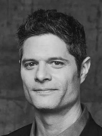 为什么我很推荐你去看这部剧以及我们如何度过黑暗的日子