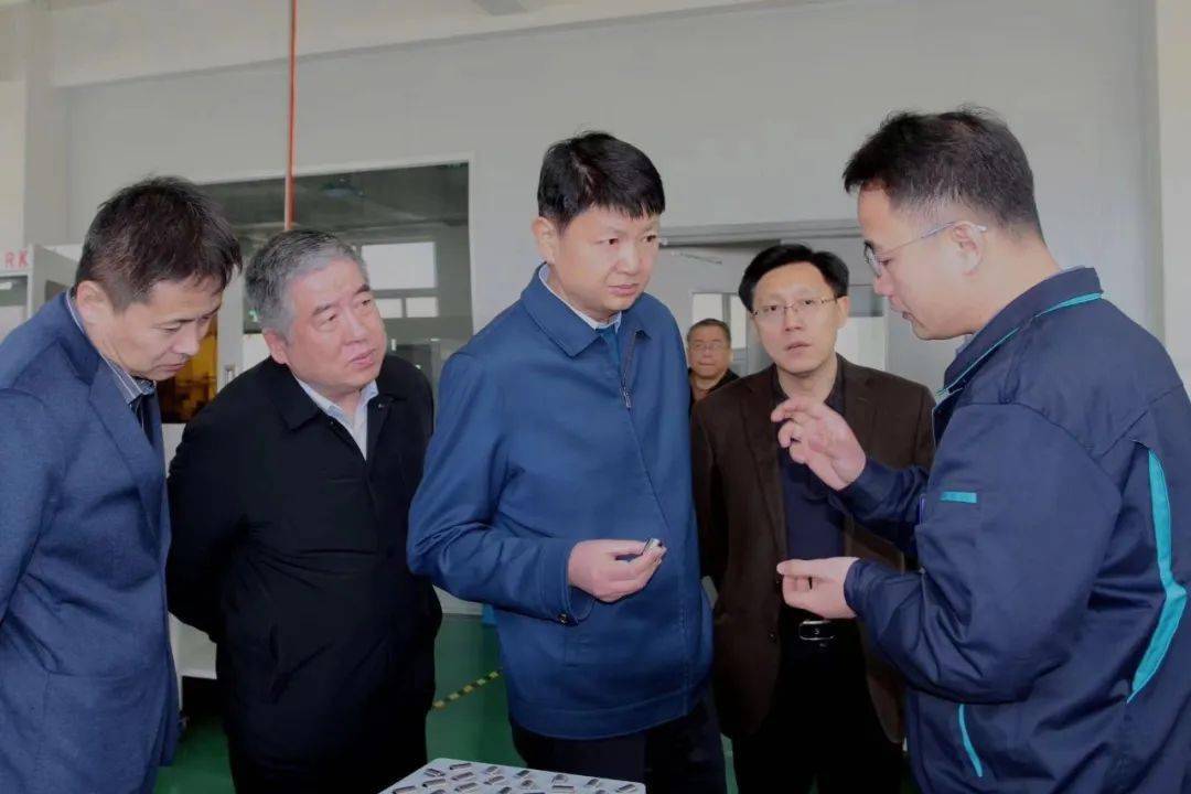 要闻精准服务稳增长力促首季开门红谭云鹏深入重点工业企业开展走访