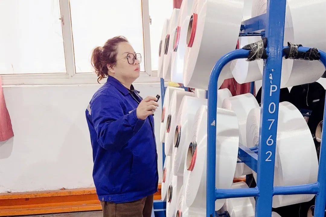 职工之星浙江省五一巾帼标兵钟晓昵