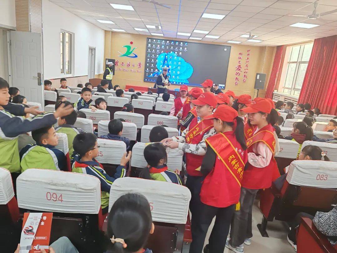 普法宣传进校园护航成长筑平安林西镇小学