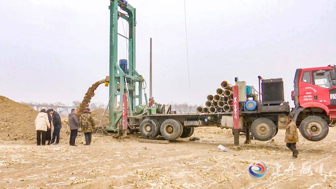 春耕备耕正当时建平镇高标准农田建设为乡村振兴添动力