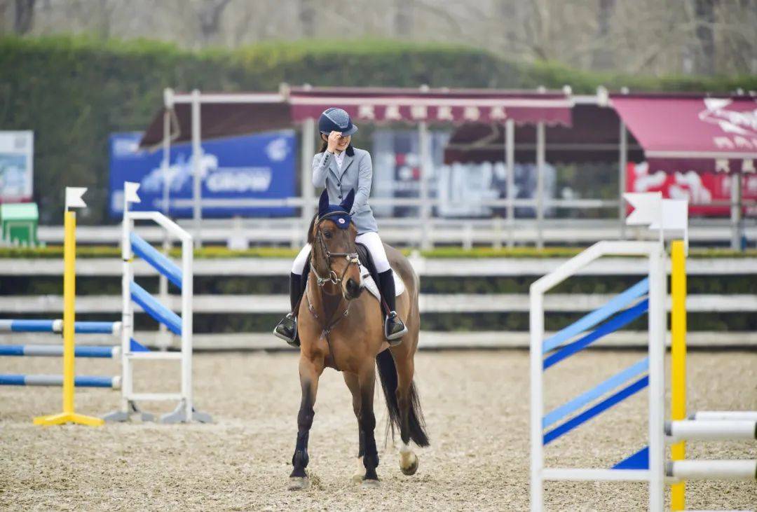 图集中马协骑手分级考核场地障碍及盛装舞步项目圆满落幕