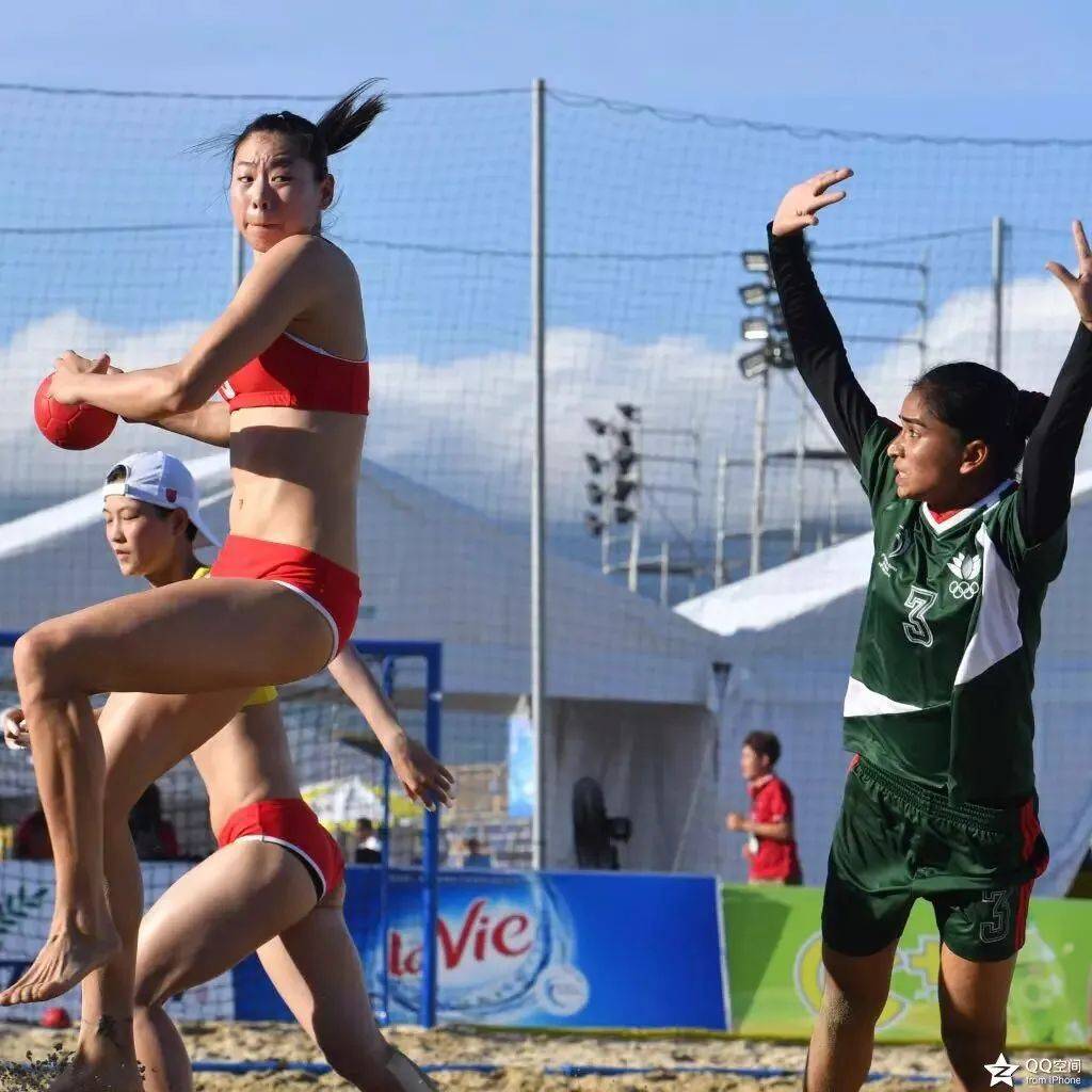 作为我国沙滩手球优秀运动员,杜机娟2007年开始接触沙滩手球,代表中国