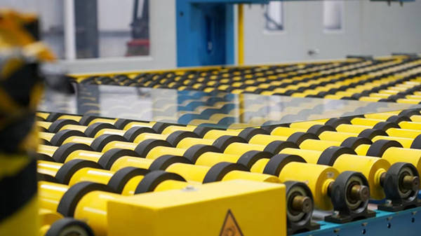 19亿元熔铸一片玻璃