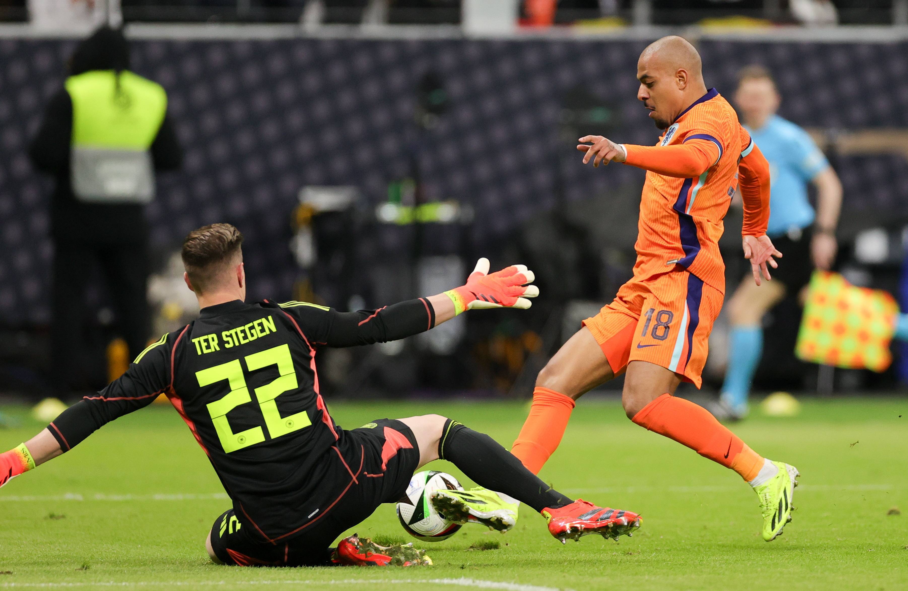 足球友谊赛德国胜荷兰