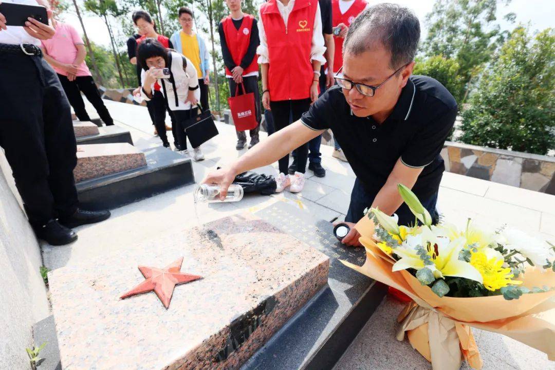 河口水头烈士陵园名录图片