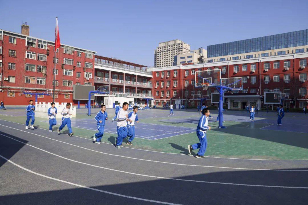 玉渊潭中学图片