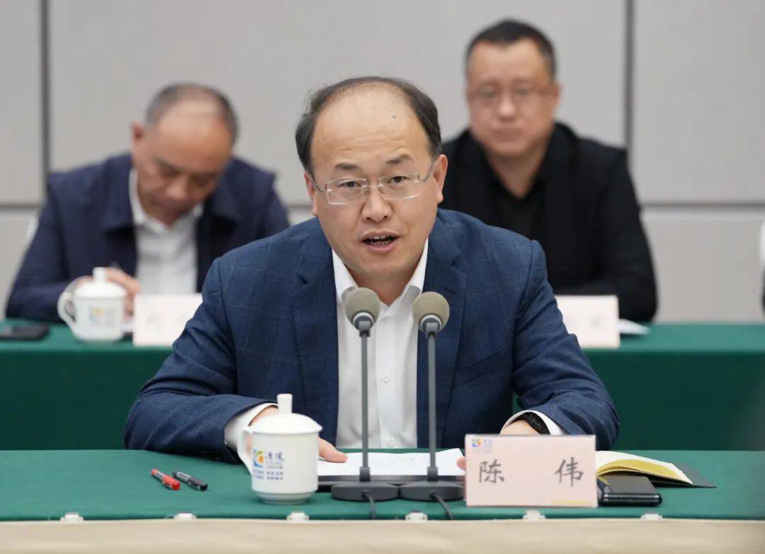 河北省蠡县党政代表团来涪考察