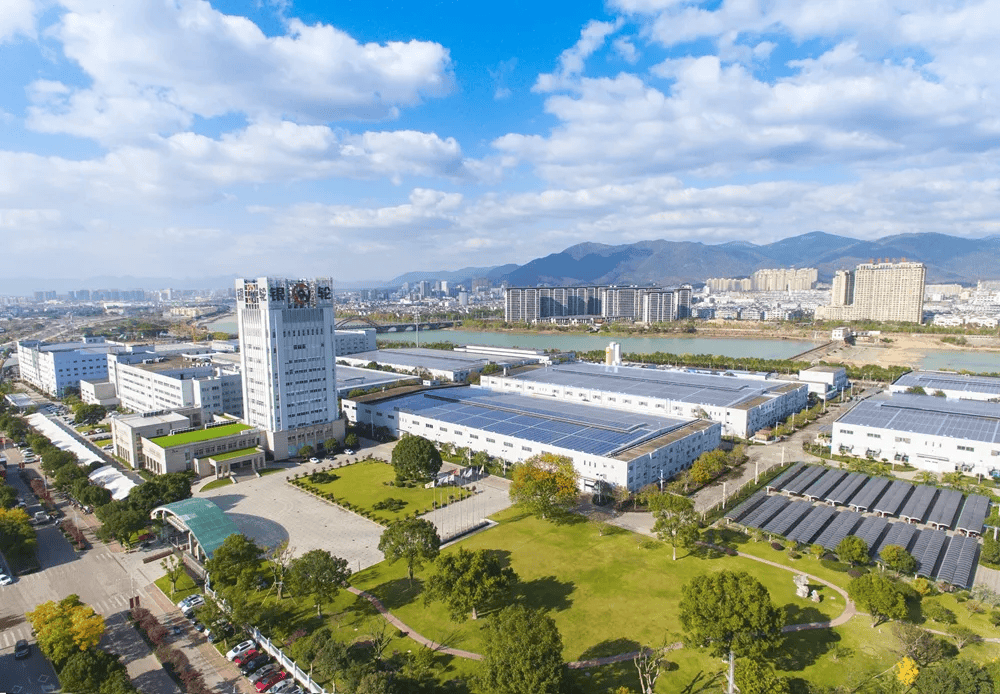 银轮股份前身是成立于1958年的天台机械厂,1999年改制后,实现了国营