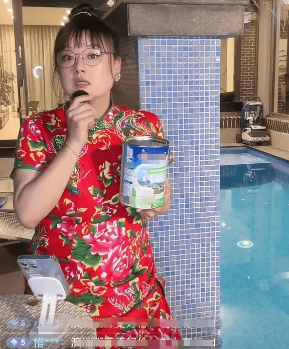 原创比贾玲还厉害王祖蓝力捧的胖妹8个月瘦120斤体检报告暴露真相