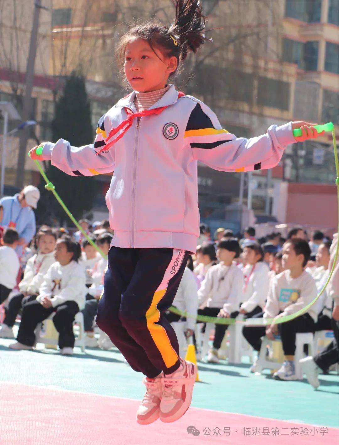 二实验小学举行奔跑吧少年2024年春季田径运动会