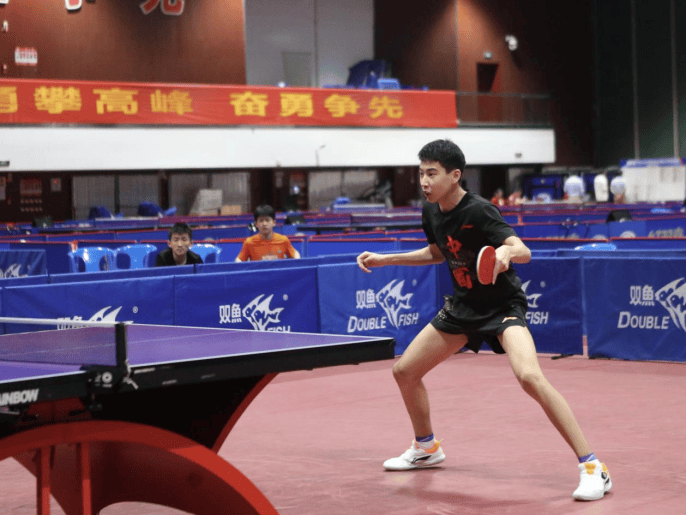 目前辽宁队在2009和2010年龄段各有一位队员入选国青队,翟一鸣认为