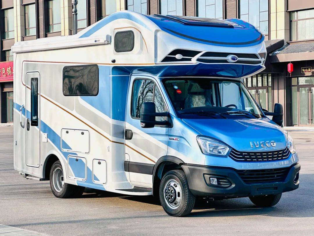 拓锐斯特2024款海王星1号 后置厨卫布局 旅途中的五星级家